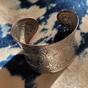 Fashion bangle bracelet